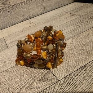 Elegant Amber Beaded Bracelet
